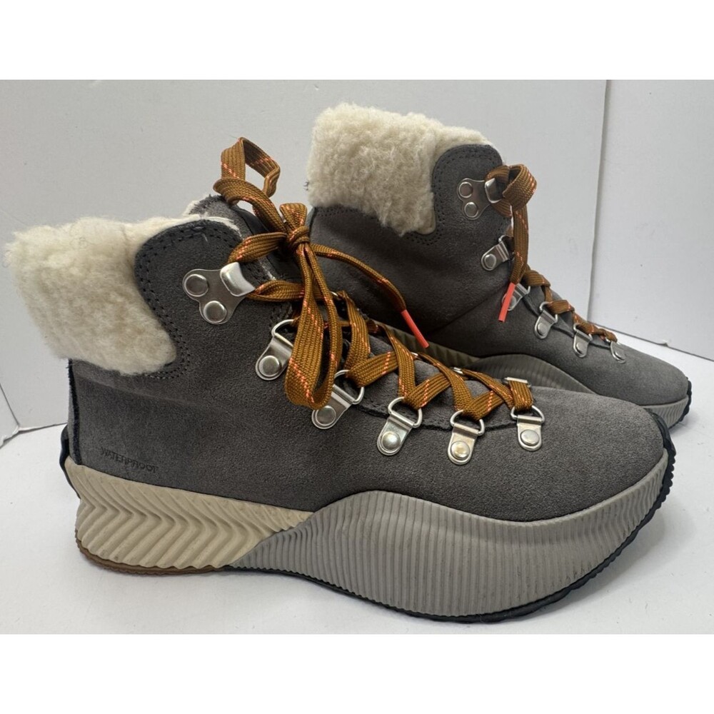 Sorel Out N About III Conquest Waterproof Boots Quarry Gray Womens 7 Shearling